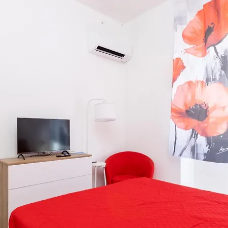 Emily Lejlighed *